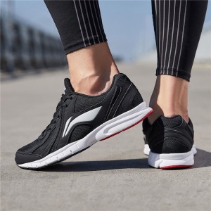 李宁男鞋跑步鞋春夏季新款网面防滑耐磨跑步鞋学生轻便休闲运动鞋