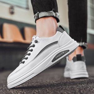 鞋子男春季2022新款男鞋透气百搭板鞋男士休闲运动低帮小白鞋靴潮